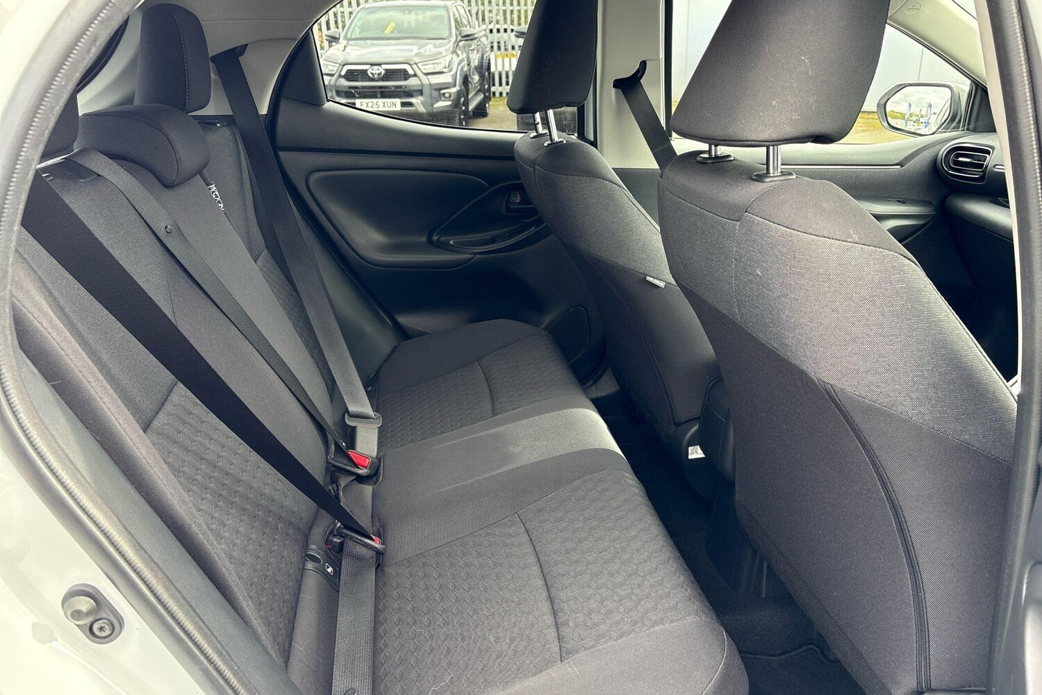 Used Toyota Yaris 2023 for sale - 76139686: Photo 19