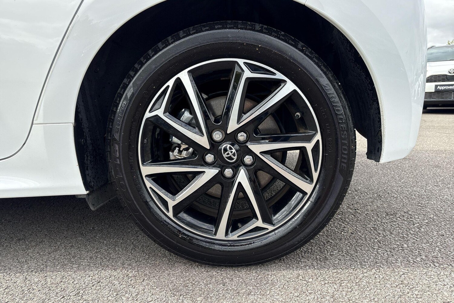 Used Toyota Yaris 2023 for sale - 76139686: Photo 23