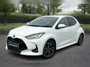 Used Toyota Yaris 2023 for sale - 76139686: Photo