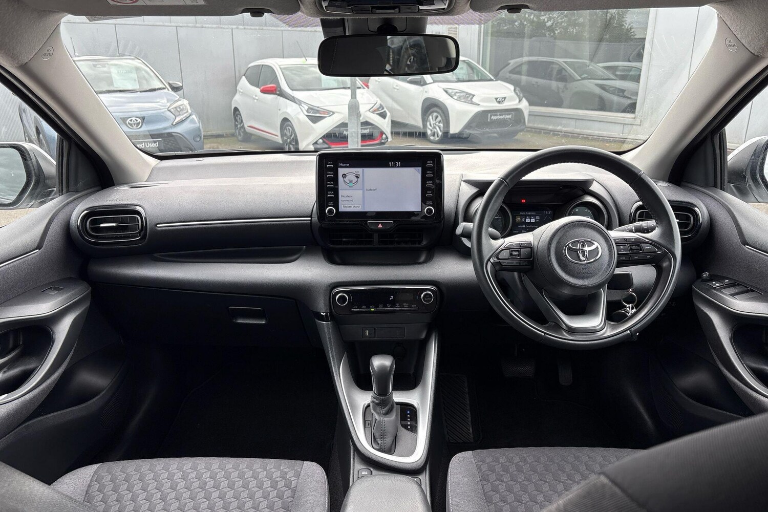 Used Toyota Yaris 2023 for sale - 76139686: Photo 5