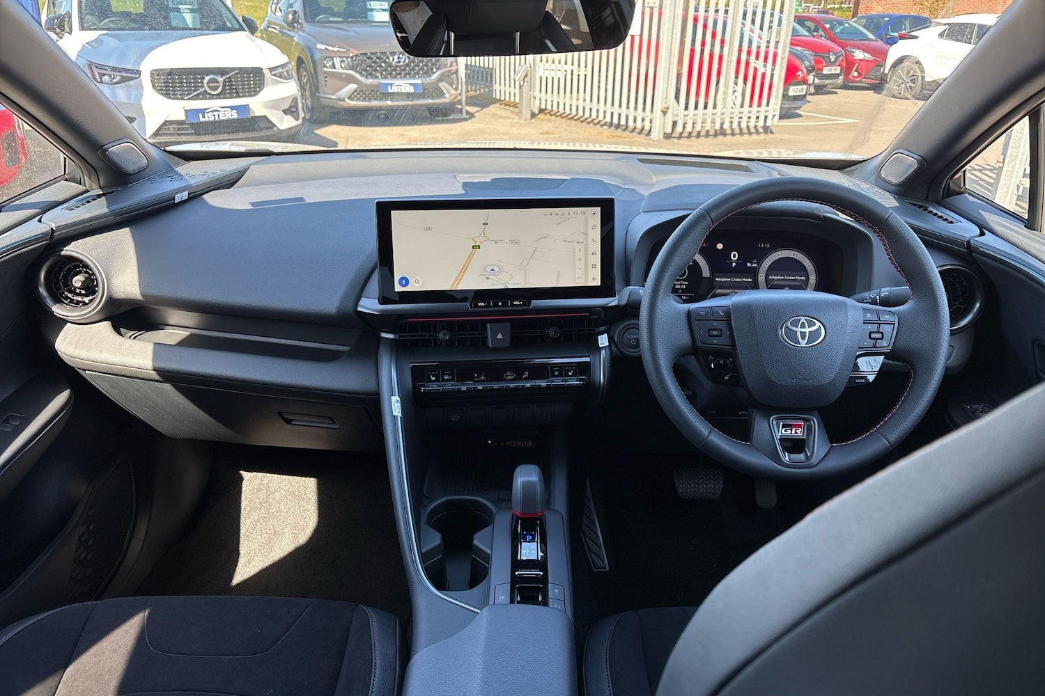 Used Toyota C-HR 2025 for sale - 77013634: Photo 5