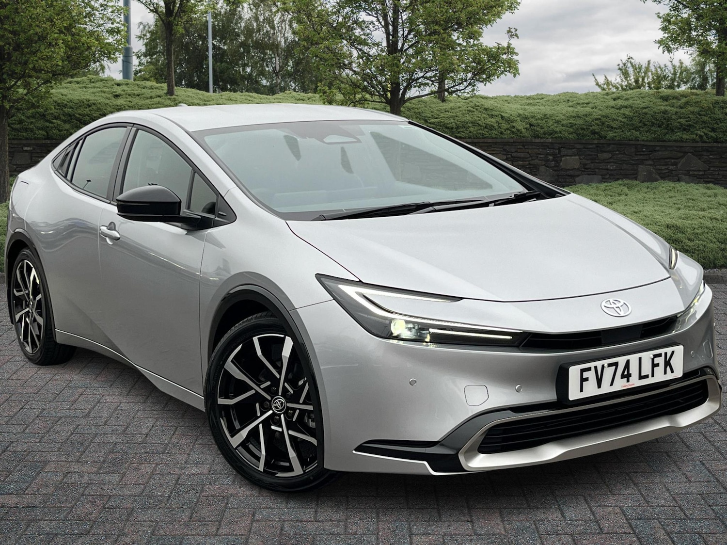 Used Toyota Prius 2024 for sale - 76563192: Photo 1