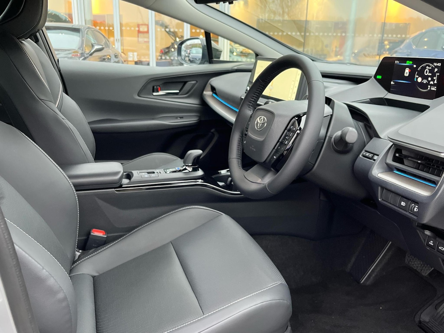 Used Toyota Prius 2024 for sale - 76563192: Photo 11