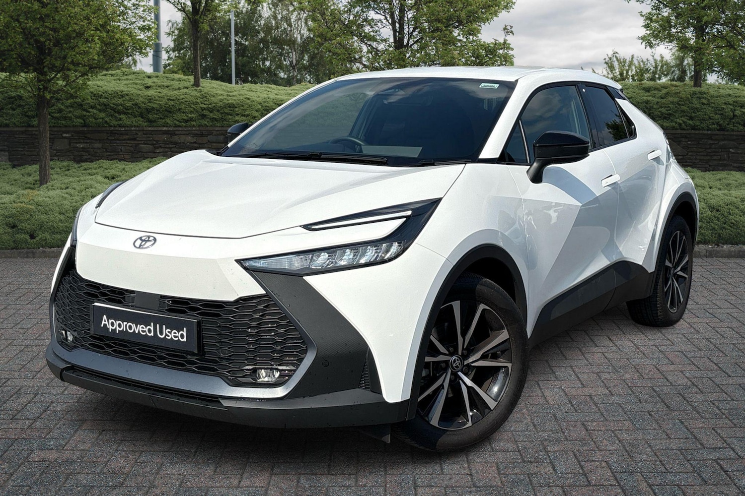 Used Toyota C-HR 2025 for sale - 77457345: Photo 3