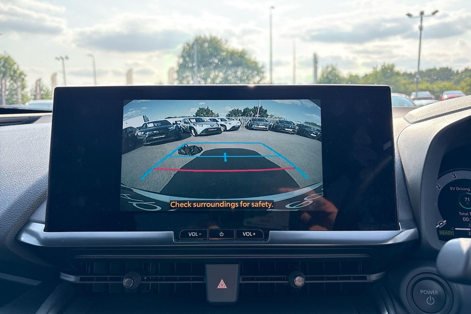 Used Toyota C-HR 2025 for sale - 77457345: Photo 9