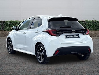 Used Toyota Yaris 2024 for sale - 77941582: Photo