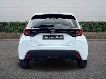 Used Toyota Yaris 2024 for sale - 77941582: Photo