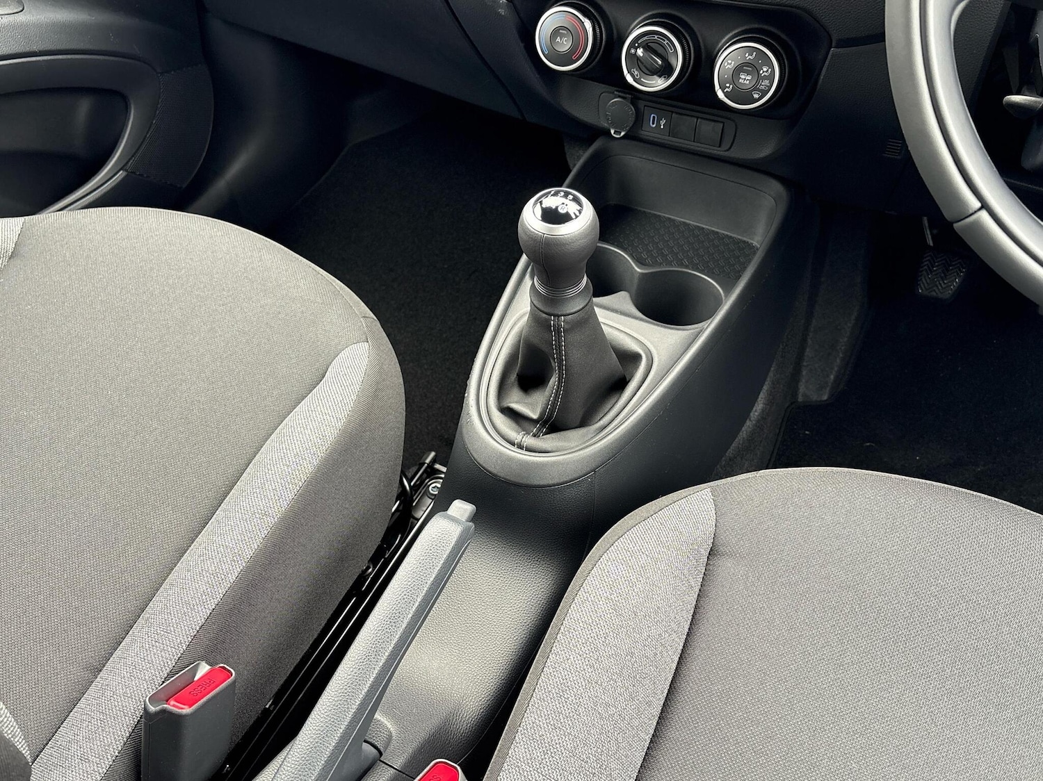 Used Toyota Aygo X 2025 for sale - 76514469: Photo 6