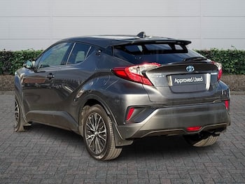 Used Toyota C-HR 2017 for sale - 79822247: Photo