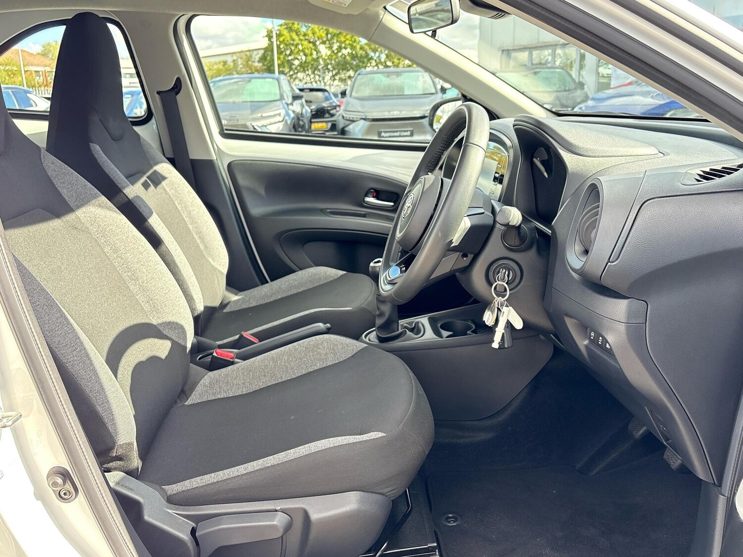 Used Toyota Aygo X 2022 for sale - 76043947: Photo 11