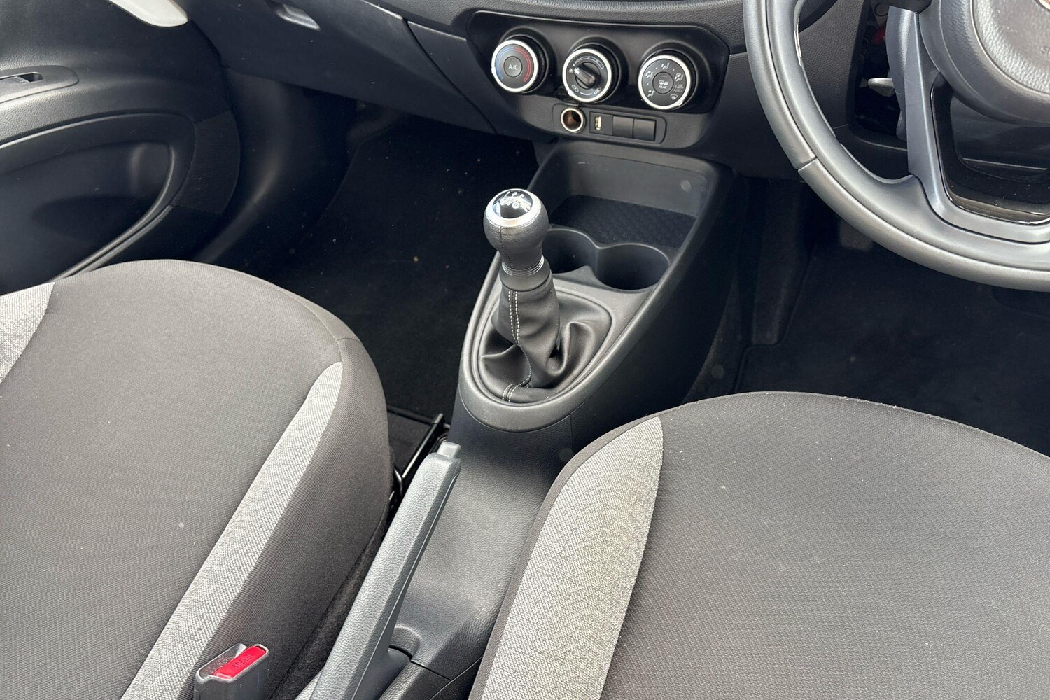 Used Toyota Aygo X 2022 for sale - 76043947: Photo 27