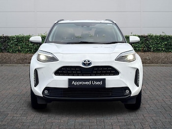 Used Toyota Yaris 2023 for sale - 77359942: Photo