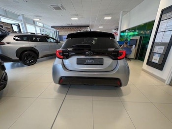 Used Toyota Yaris 2026 for sale - 79146934: Photo