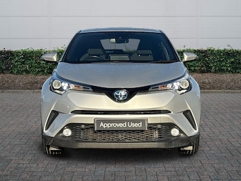 Used Toyota C-HR 2018 for sale - 76635382: Photo