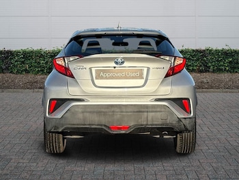 Used Toyota C-HR 2018 for sale - 76635382: Photo