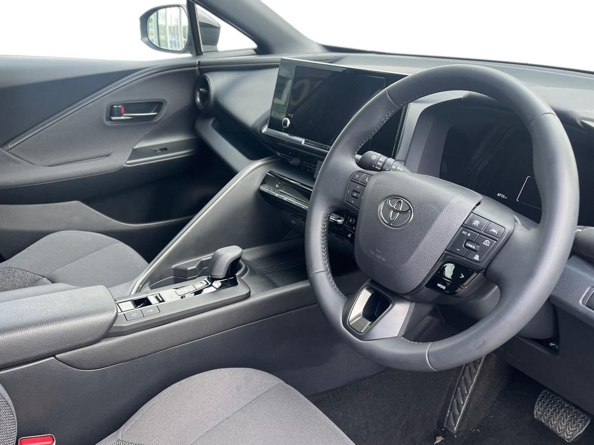 Used Toyota C-HR 2024 for sale - 76716688: Photo 12