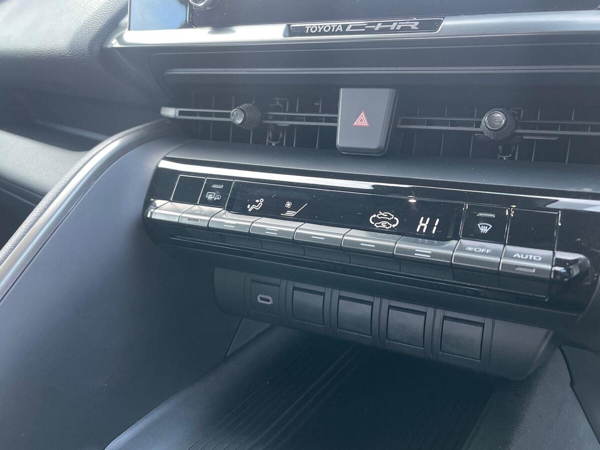 Used Toyota C-HR 2024 for sale - 76716688: Photo 19