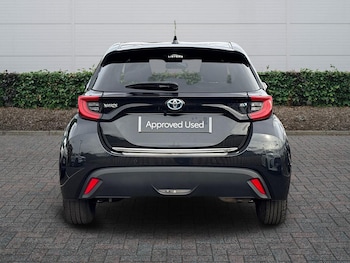 Used Toyota Yaris 2023 for sale - 79281045: Photo