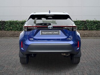 Used Toyota Yaris 2023 for sale - 77647521: Photo