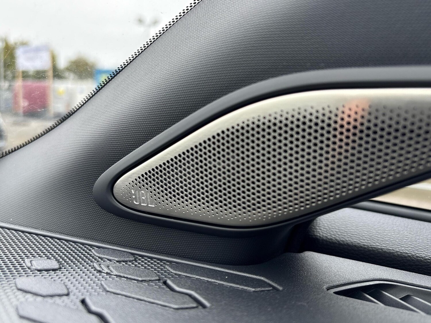 Used Toyota C-HR 2025 for sale - 77525715: Photo 25