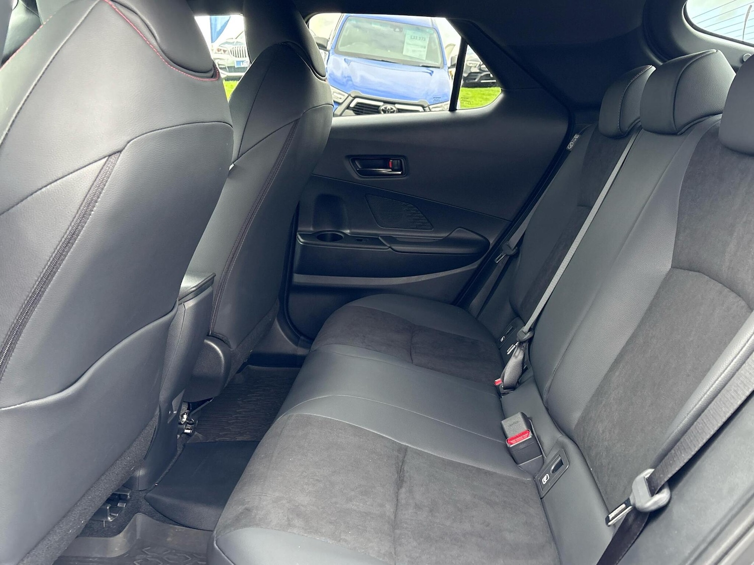 Used Toyota C-HR 2024 for sale - 76441758: Photo 12