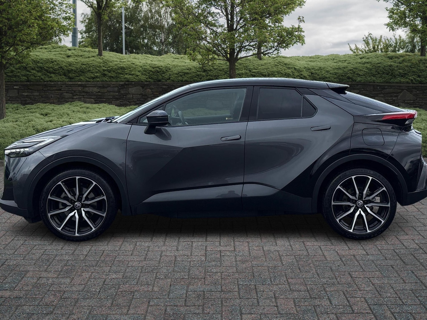 Used Toyota C-HR 2024 for sale - 76441758: Photo 17