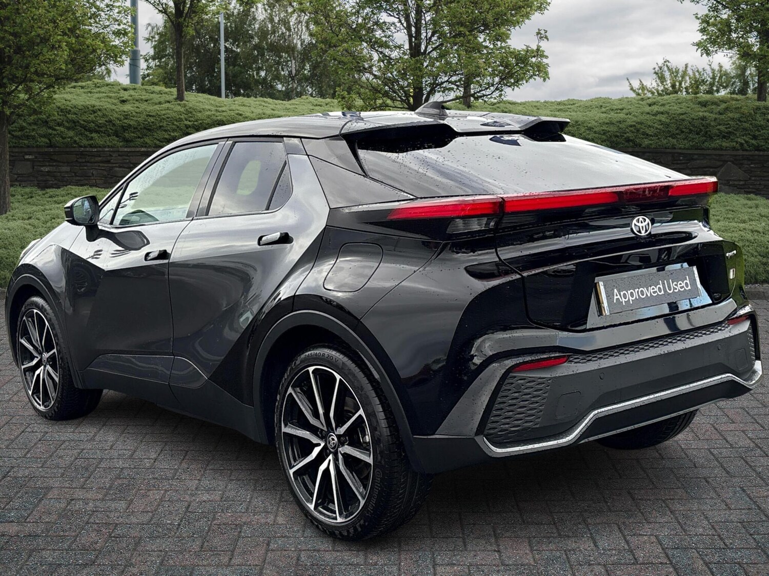 Used Toyota C-HR 2024 for sale - 76441758: Photo 4