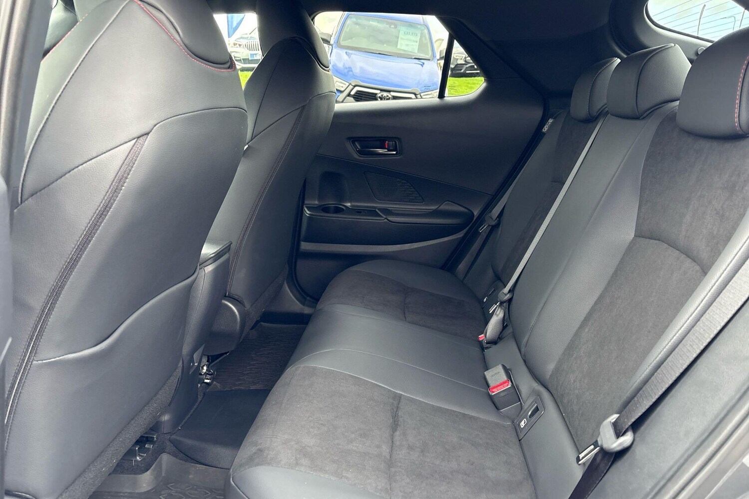 Used Toyota C-HR 2024 for sale - 76441758: Photo 46