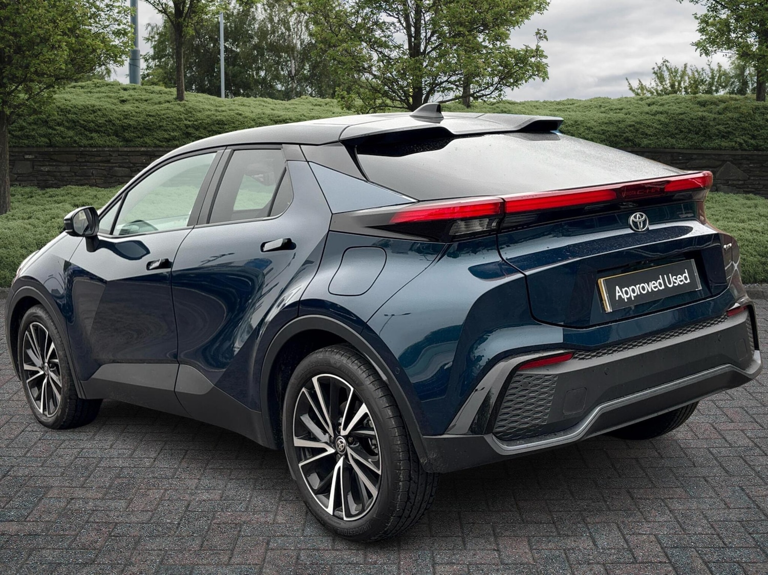 Used Toyota C-HR 2025 for sale - 76486673: Photo 4