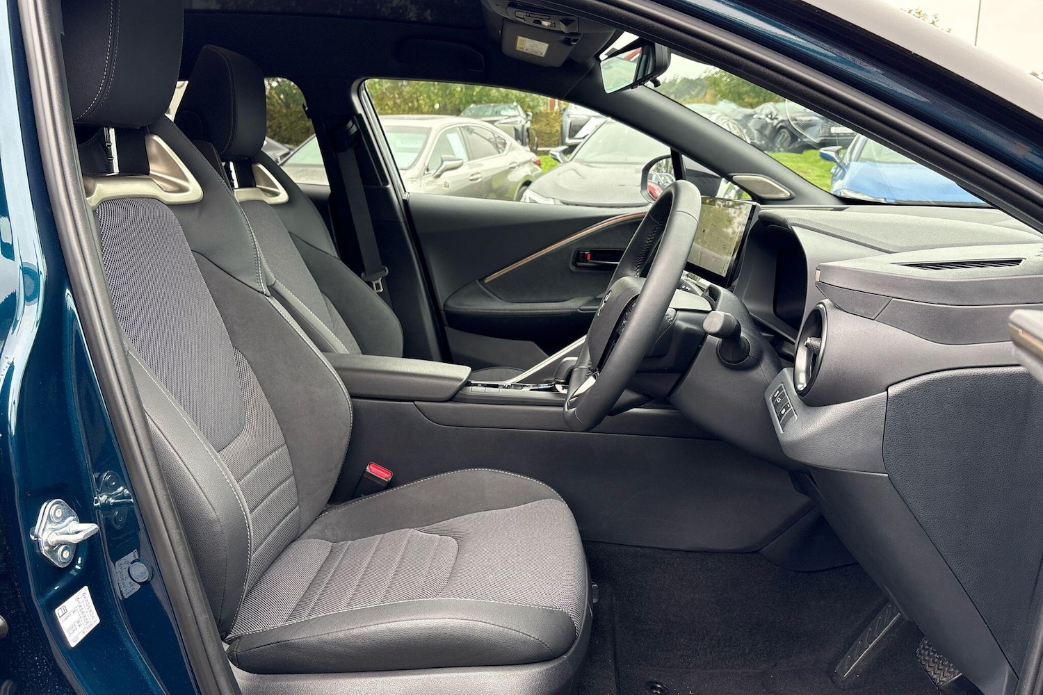 Used Toyota C-HR 2025 for sale - 76486673: Photo 46