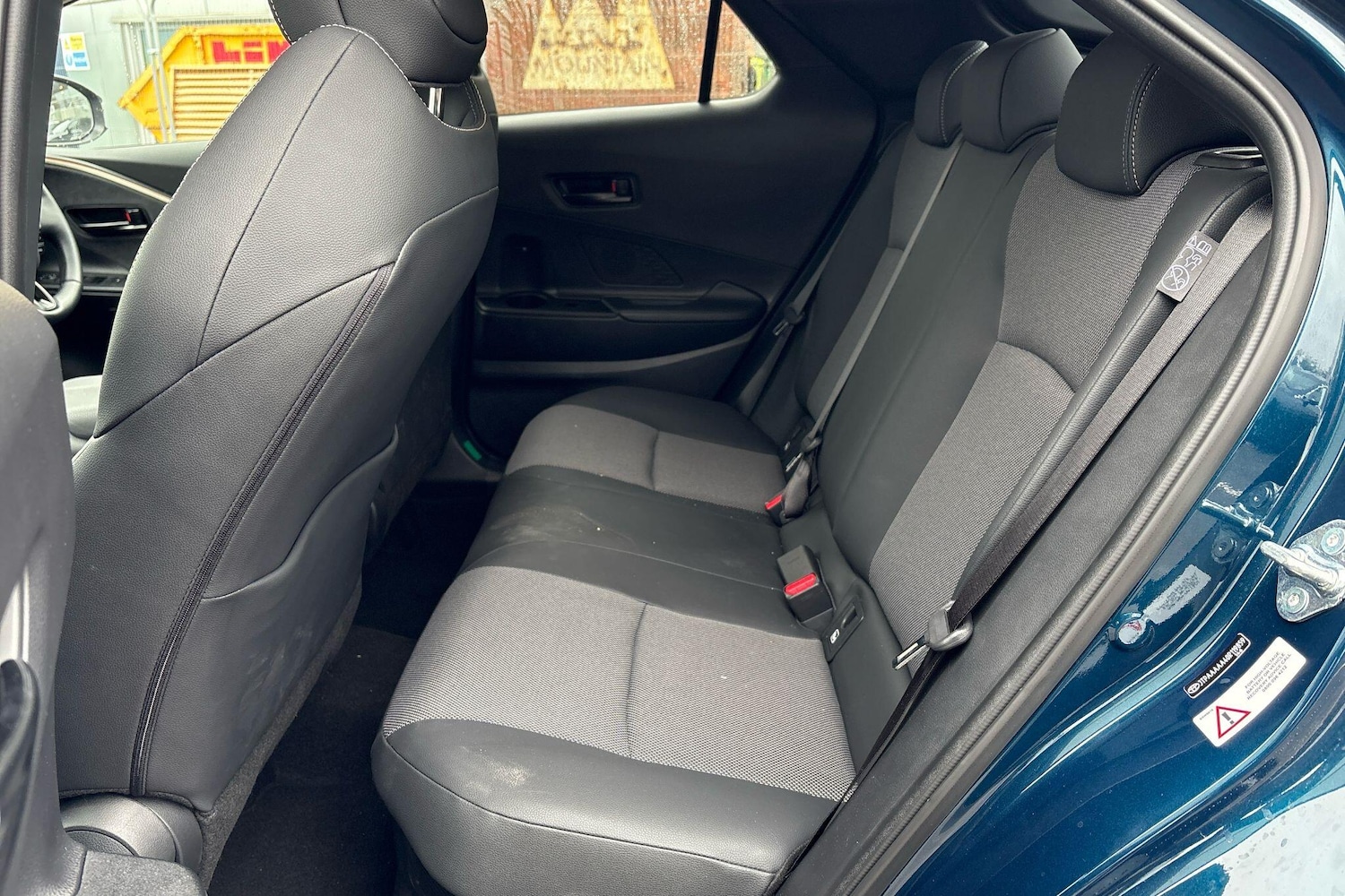 Used Toyota C-HR 2025 for sale - 76486673: Photo 47