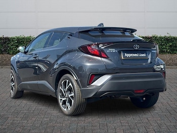 Used Toyota C-HR 2021 for sale - 79449249: Photo