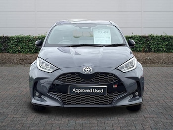 Used Toyota Yaris 2025 for sale - 78049115: Photo