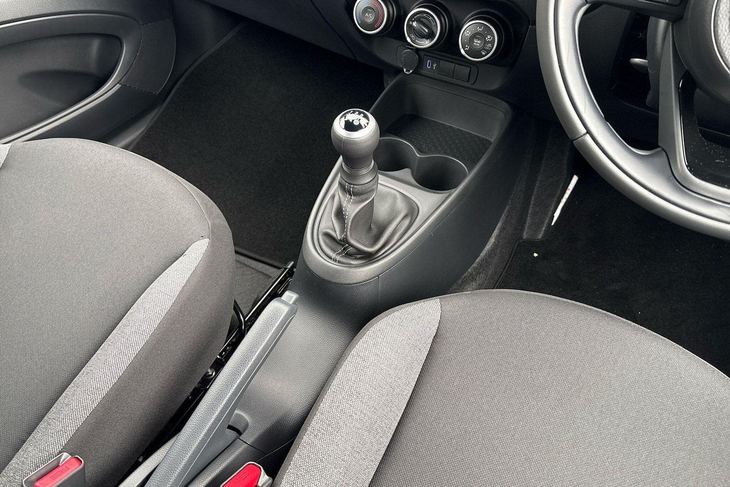 Used Toyota Aygo X 2025 for sale - 76514477: Photo 27