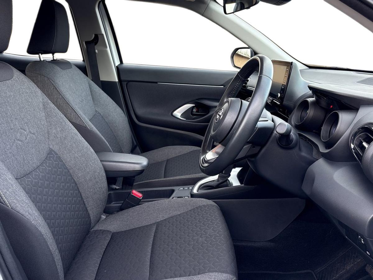 Used Toyota Yaris 2023 for sale - 76800503: Photo 12