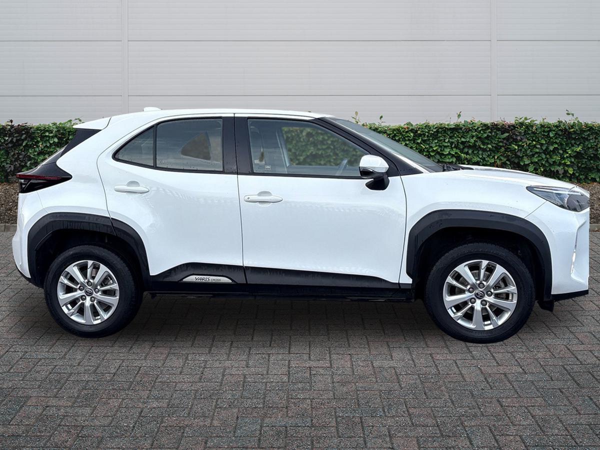 Used Toyota Yaris 2023 for sale - 76800503: Photo 5