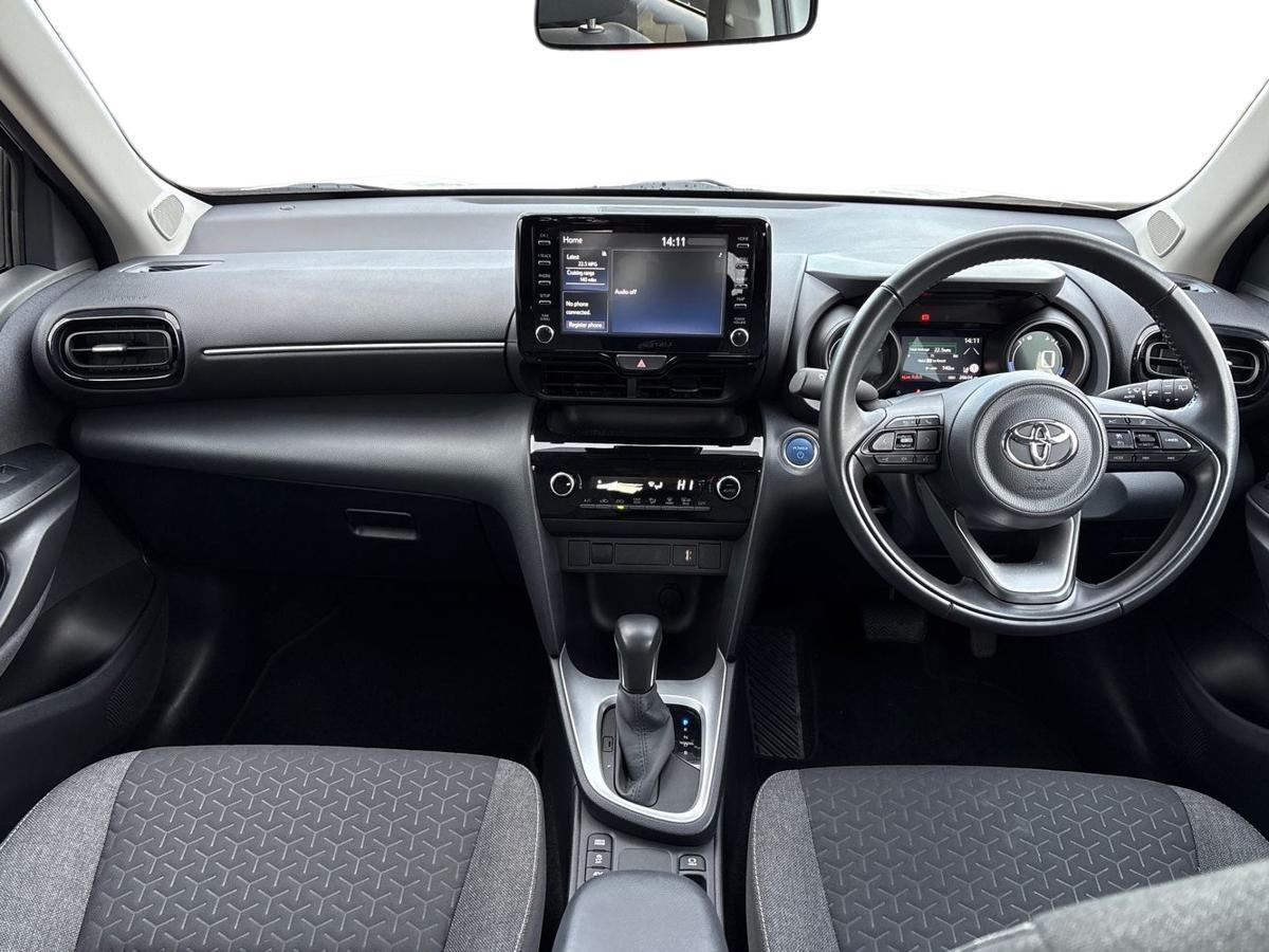 Used Toyota Yaris 2023 for sale - 76800503: Photo 8
