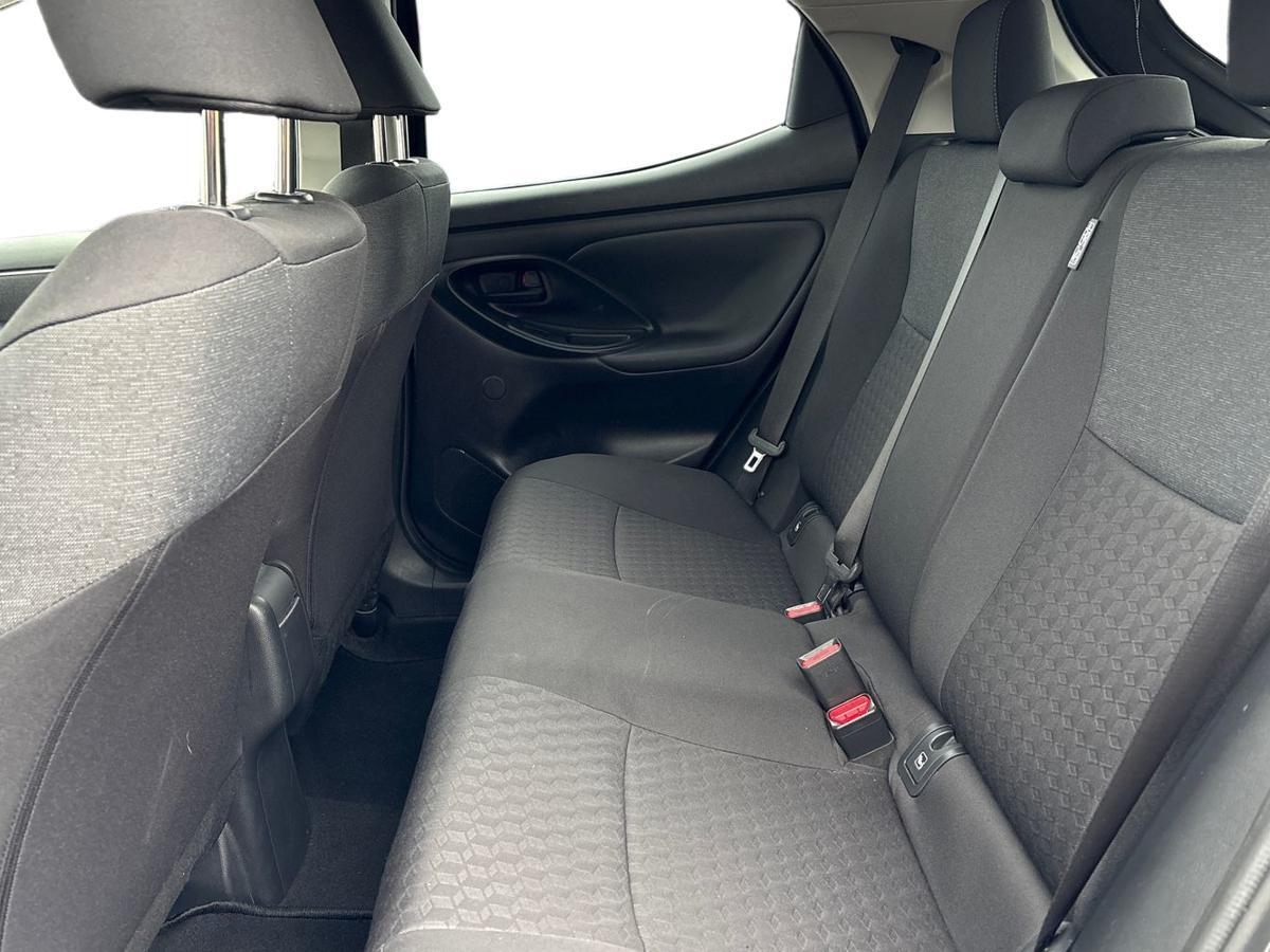 Used Toyota Yaris 2022 for sale - 77060101: Photo 13