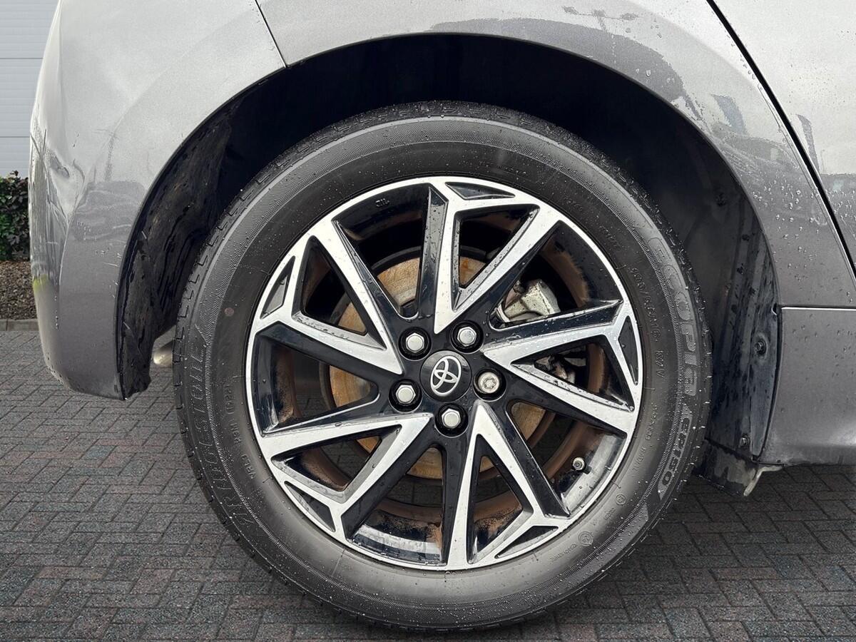 Used Toyota Yaris 2022 for sale - 77060101: Photo 15