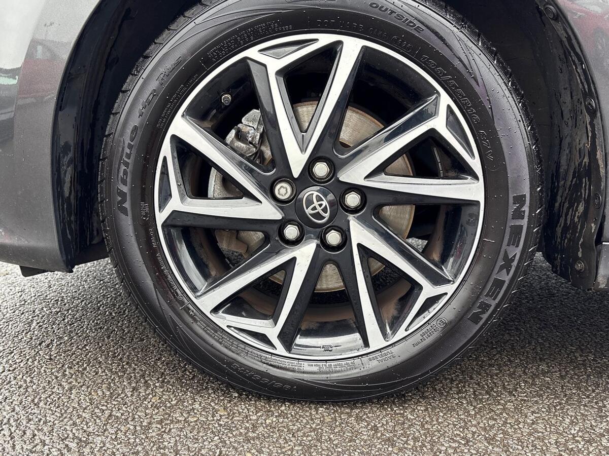 Used Toyota Yaris 2022 for sale - 77060101: Photo 18