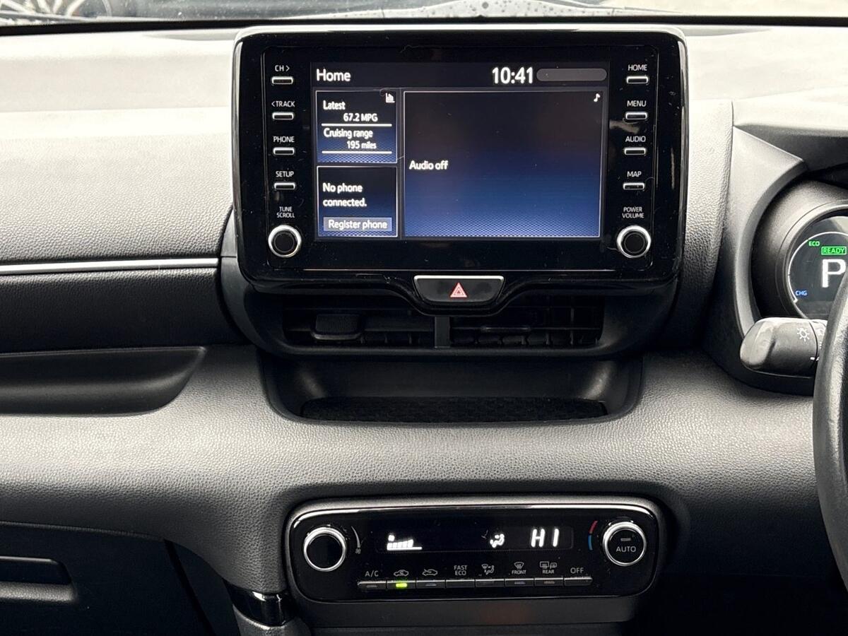 Used Toyota Yaris 2022 for sale - 77060101: Photo 7