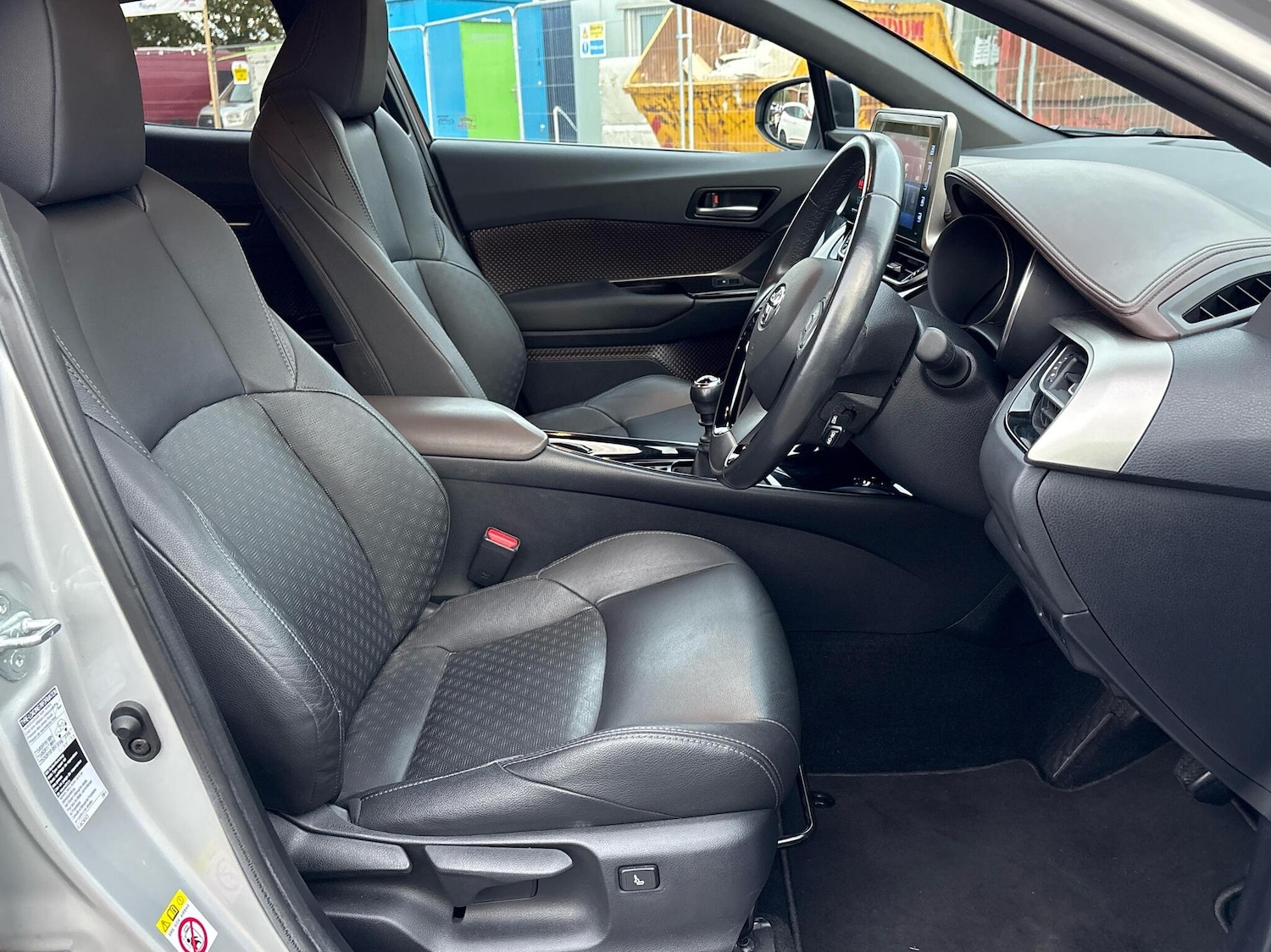 Used Toyota C-HR 2019 for sale - 76271506: Photo 11