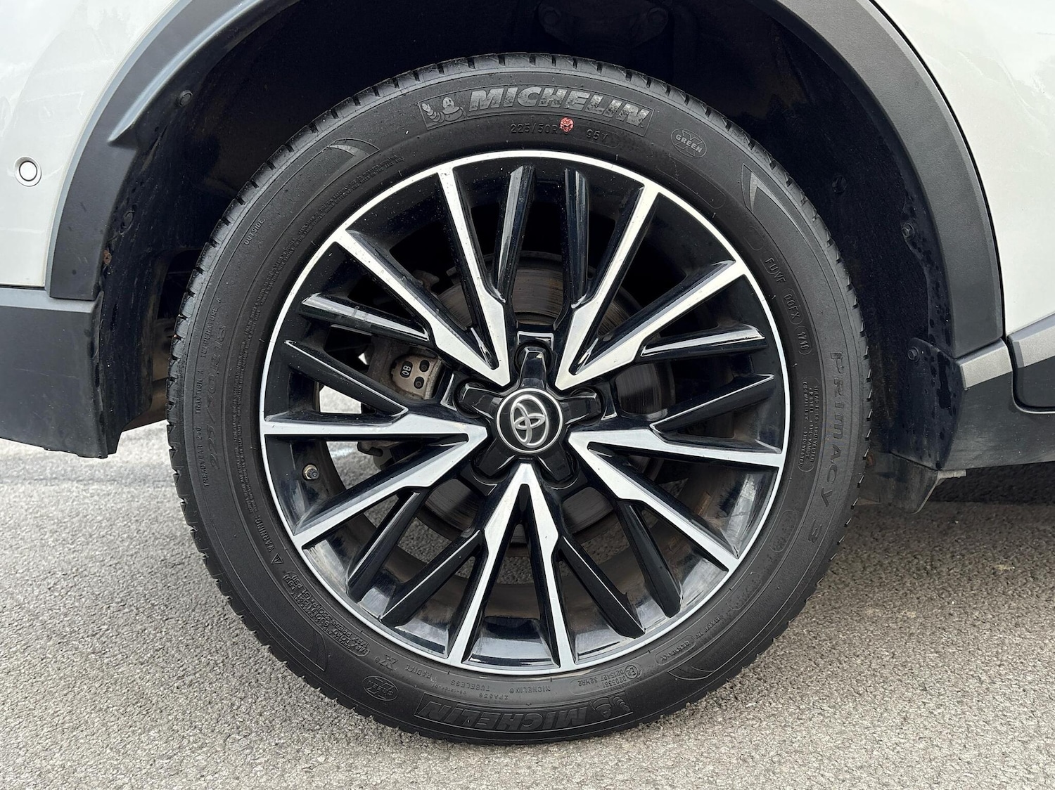Used Toyota C-HR 2019 for sale - 76271506: Photo 18
