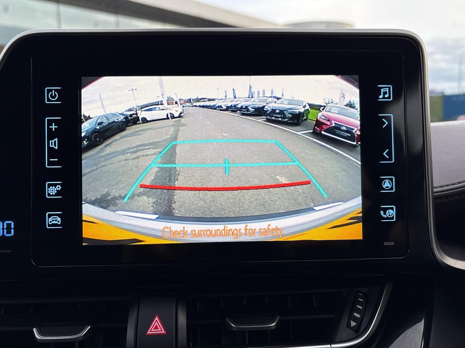 Used Toyota C-HR 2019 for sale - 76271506: Photo 24