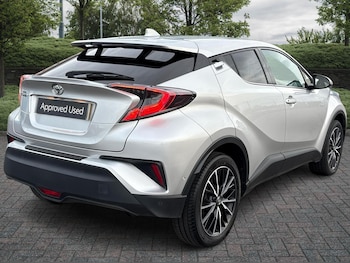 Used Toyota C-HR 2019 for sale - 76271506: Photo