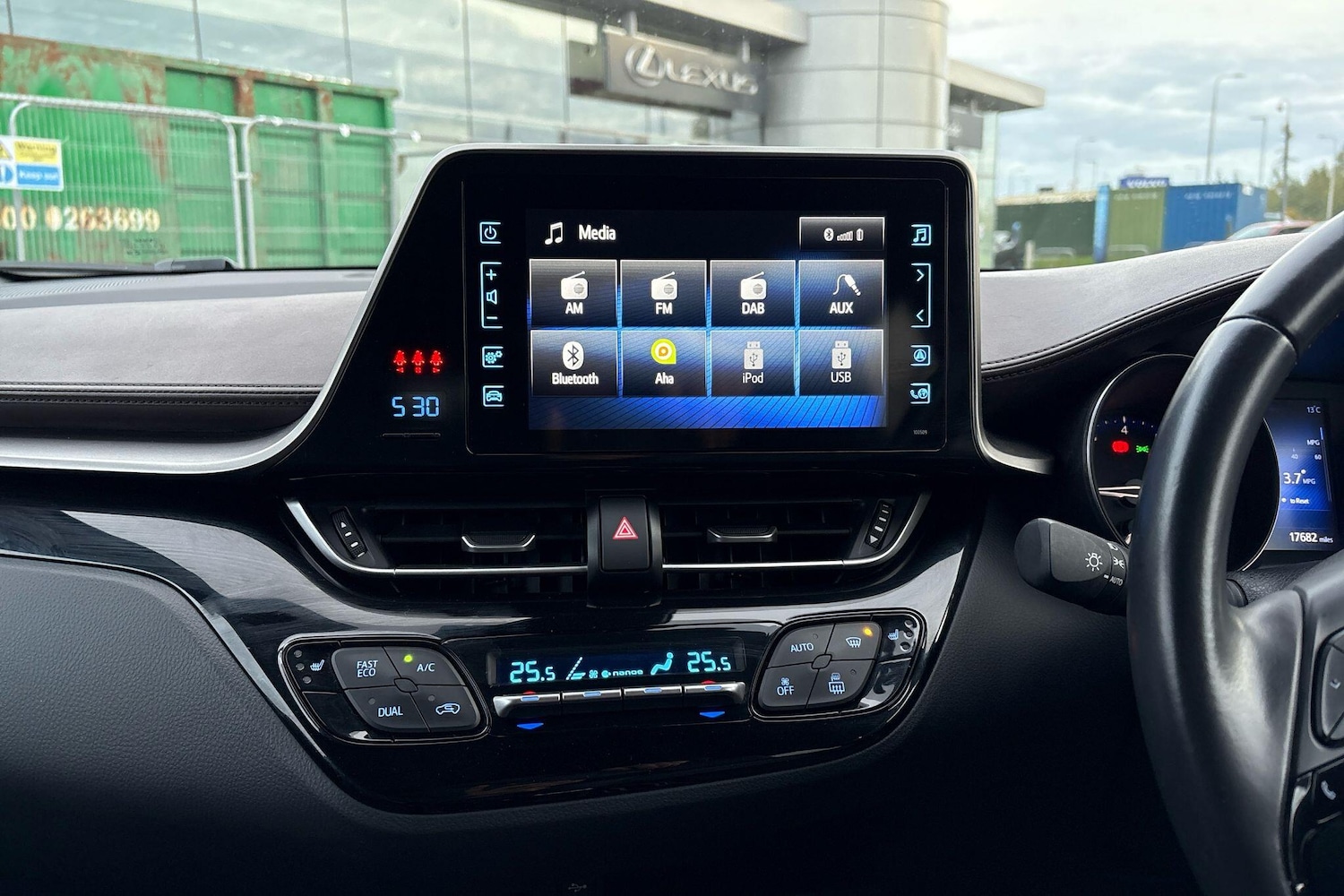 Used Toyota C-HR 2019 for sale - 76271506: Photo 31