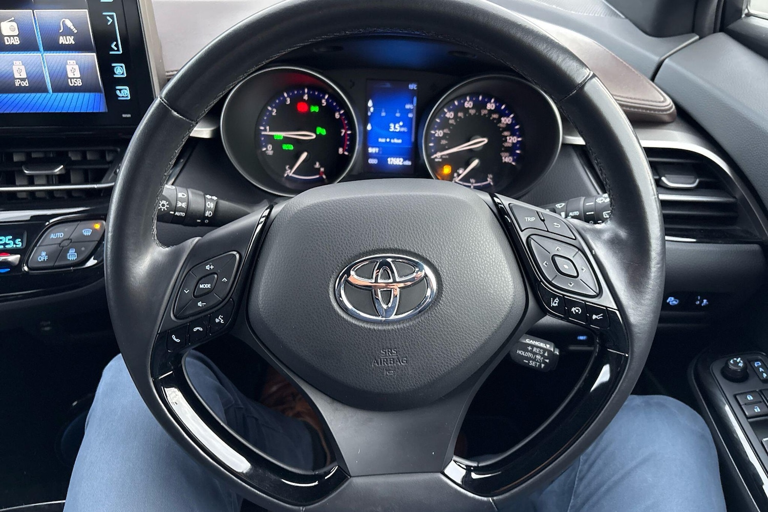 Used Toyota C-HR 2019 for sale - 76271506: Photo 34