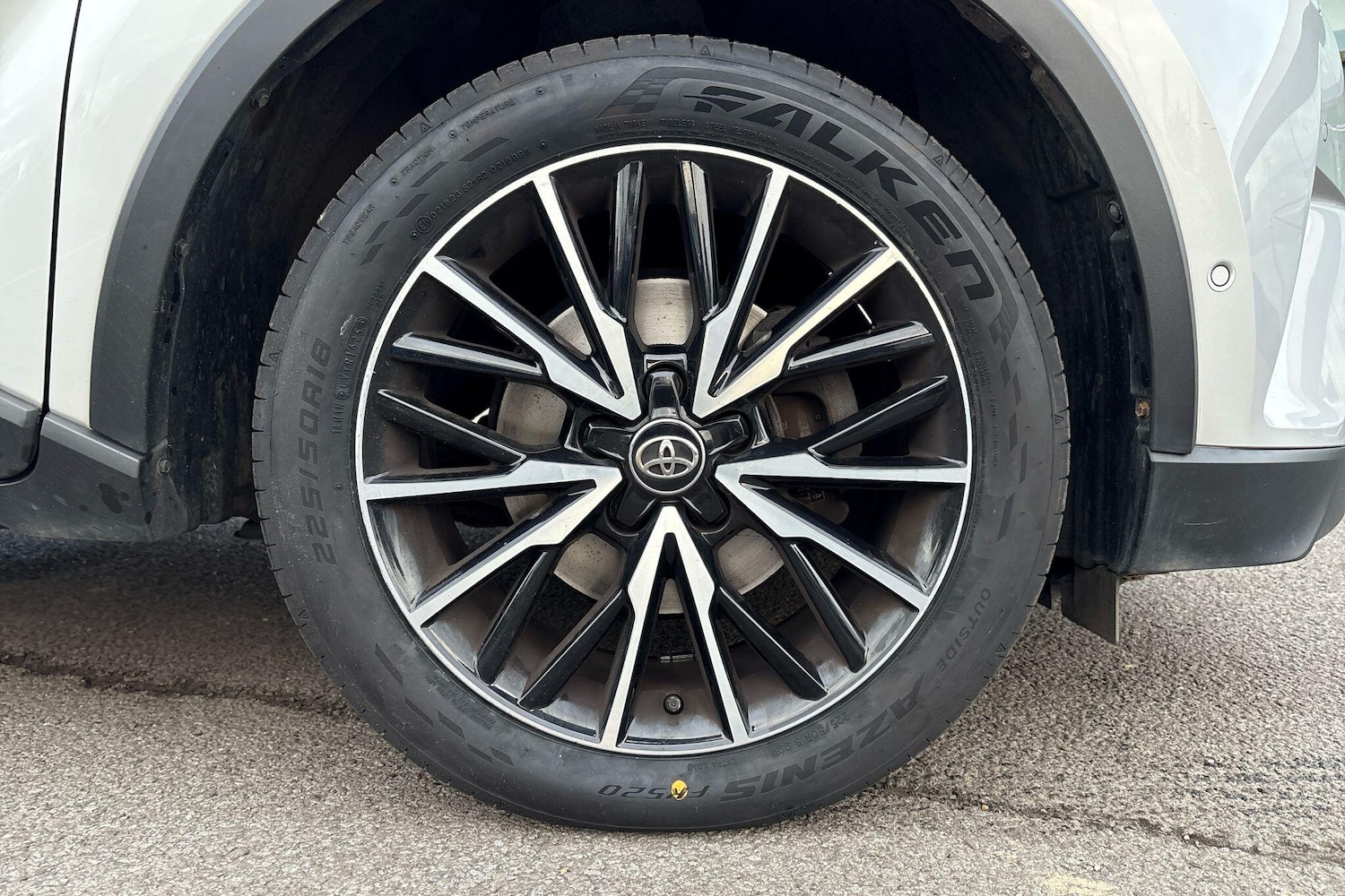 Used Toyota C-HR 2019 for sale - 76271506: Photo 48