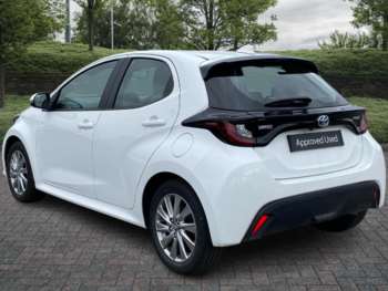 Used Toyota Yaris 2023 for sale - 75270036: Photo