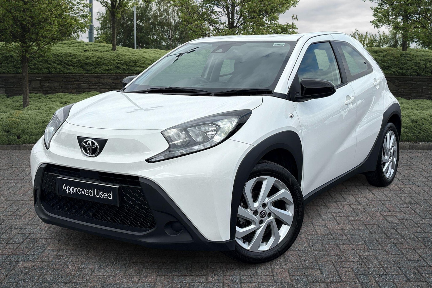 Used Toyota Aygo X 2023 for sale - 75842477: Photo 3